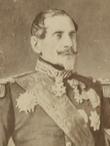 Imagem Armand Jacques Achille Leroy de Saint-Arnaud - Par Pierre-Louis Pierson — Cette image provient de la bibliothèque en ligne Gallica sous l'identifiant ARK btv1b8432934d/f51, Domaine public, https://commons.wikimedia.org/w/index.php?curid=74209226